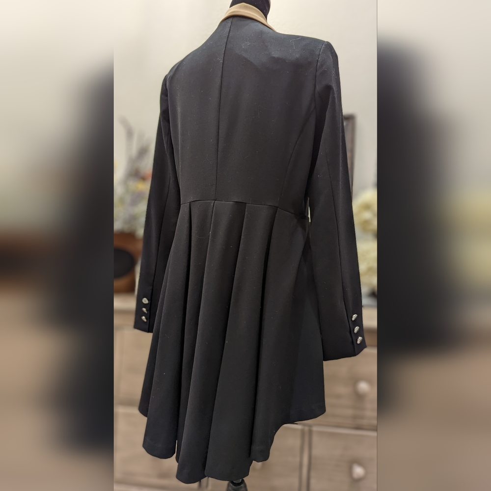 VENUS High/Low Blazer - Black/Tan - Size 12